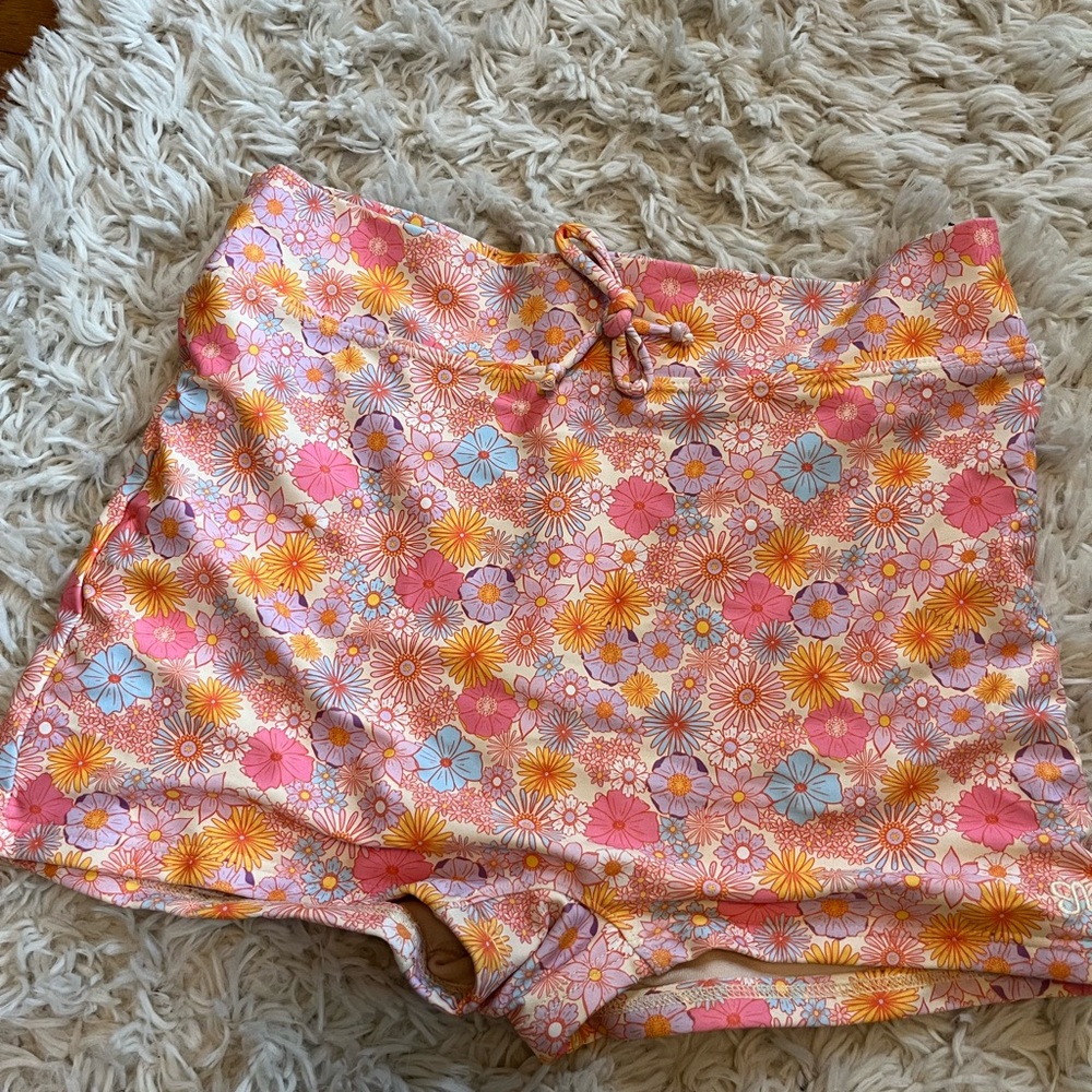Darling Pink Swim Shorts & Bikini top - Picture 4 of 8